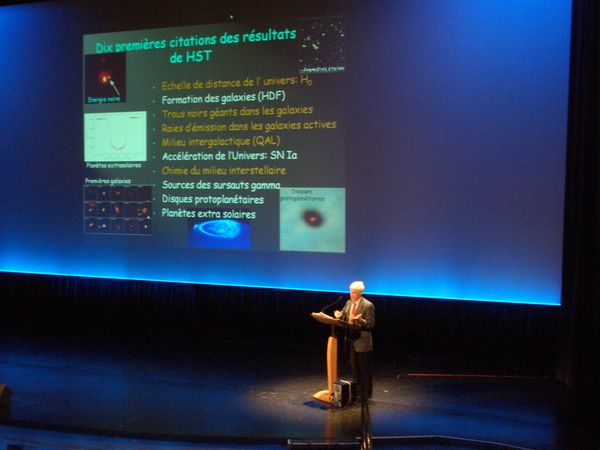 2006/RM.Bonnet/RM.Bonnet-Hubble_01.jpg