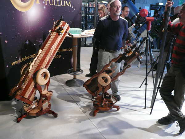 2008/photos/telescopes-03.JPG