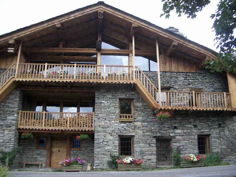 Magnifique ! arcs/falconniere/photos/montvalezan_chalet_02.jpg