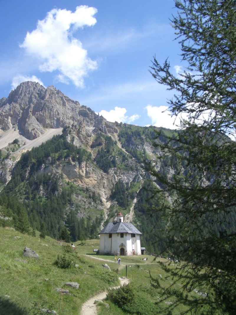 Il est temps de rebrousser chemin, dernier coup d'oeil vers la chapelle arcs/vernettes/photos/vernettes_chapelle_09.jpg