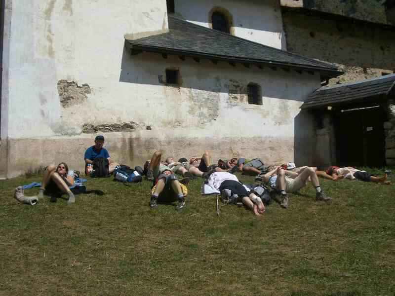 Une petite sieste au soleil après le repas... arcs/vernettes/photos/vernettes_pause_01.jpg