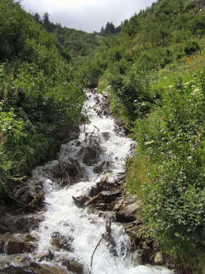 Il va falloir traverser ce torrent... arcs/villaroger/photos/villaroger_torrent_01.jpg