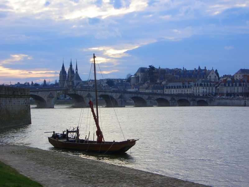 Coucher de soleil sur la Loire blois/photos/blois_creusille_01.jpg