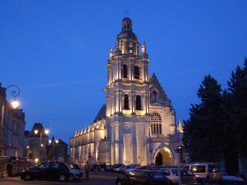Cathédrale St Louis, la nuit blois/photos/blois_st_louis_02.jpg