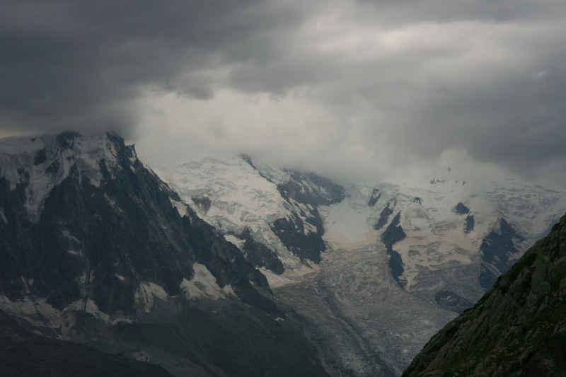 L'Aiguille du Midi a bel et bien disparu ! chamonix/lac_blanc/photos/glacier_01.jpg