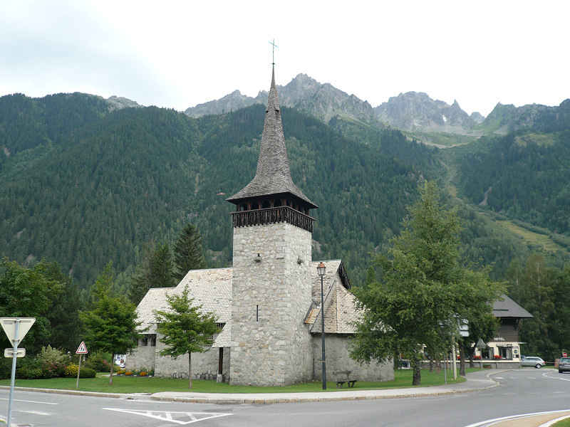 Village des Praz... départ du téléphérique chamonix/lac_blanc/photos/les_praz.jpg