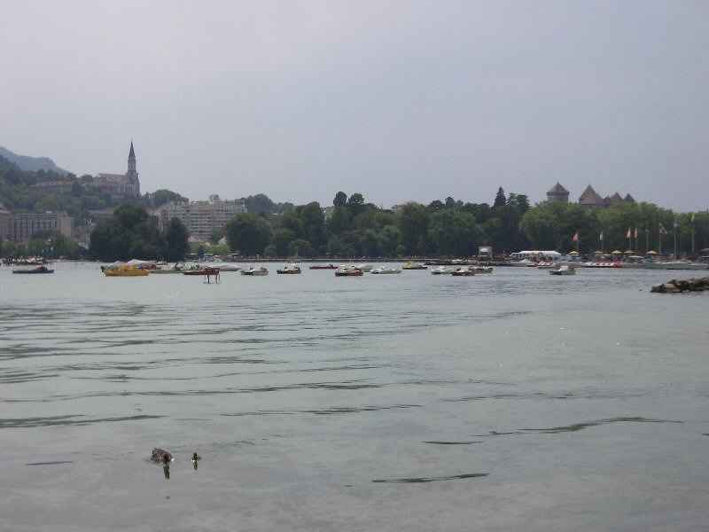 Lac d'Annecy - Basilique de la Visitation, Château d'Annecy contamines/annecy/photos/annecy_lac_03.jpg