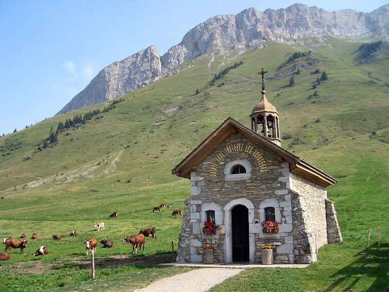 Chapelle au Col des Aravis contamines/annecy/photos/aravis_chapelle.jpg