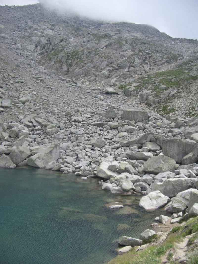 Le Lac Bleu contamines/chamonix/photos/chamonix_lac_bleu_03.jpg