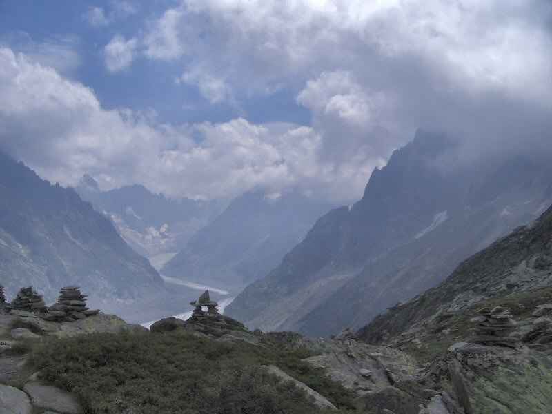 Un dernier coup d'oeil vers la Mer de Glace contamines/chamonix/photos/chamonix_mer_glace_11.jpg