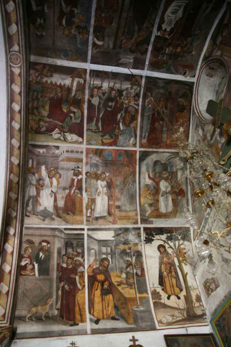 L'Annonciation et la passion de Jésus depuis le jardin des Oliviers jusqu'à la Résurrection illustrées sur ces fresques murales serre_che/pamplinet/photos/pamplinet_03.jpg