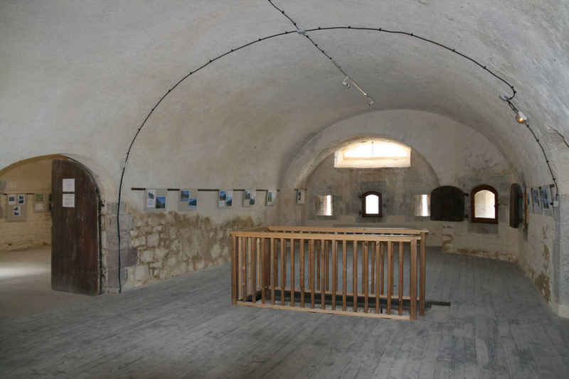 Les salles sont plutôt vides maintenant... serre_che/salettes/photos/briancon_fort_salettes_06.jpg