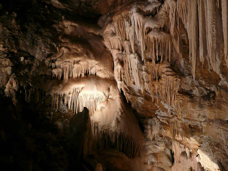 Gouffre d'Esparros st_lary/baronnies/photos/esparros_05.jpg