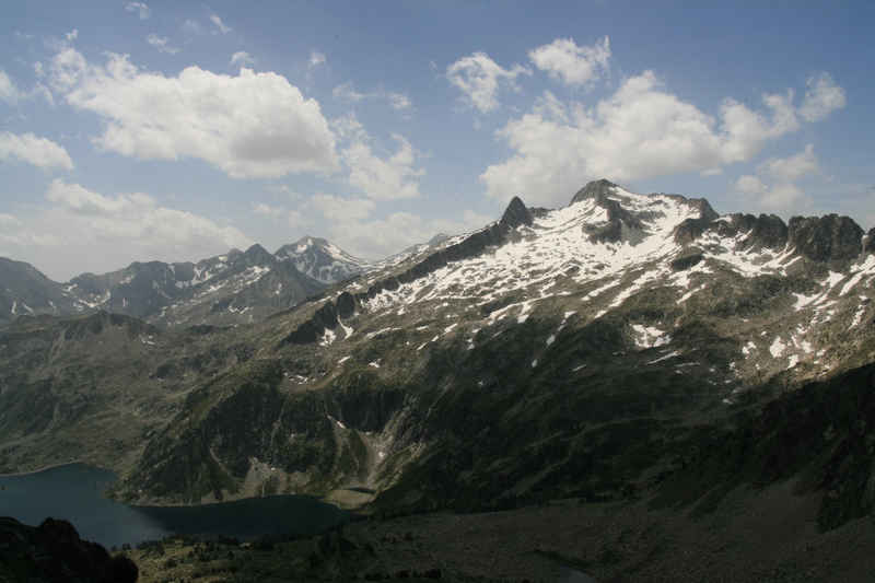Vue sur le Pic de Néouvielle st_lary/neouvielle/photos/neouvielle_24.jpg