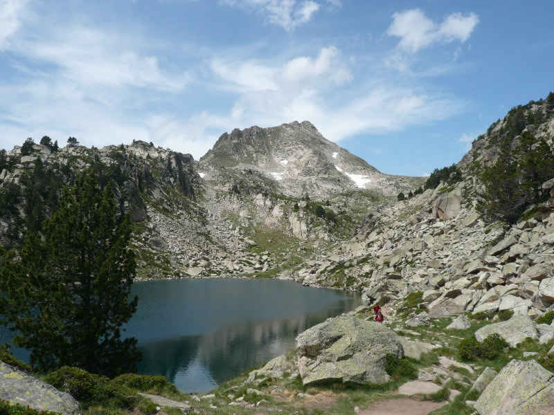 Dernier coup d'oeil vers le Pic de Madamet st_lary/neouvielle/photos/neouvielle_pic_madamet_08.jpg