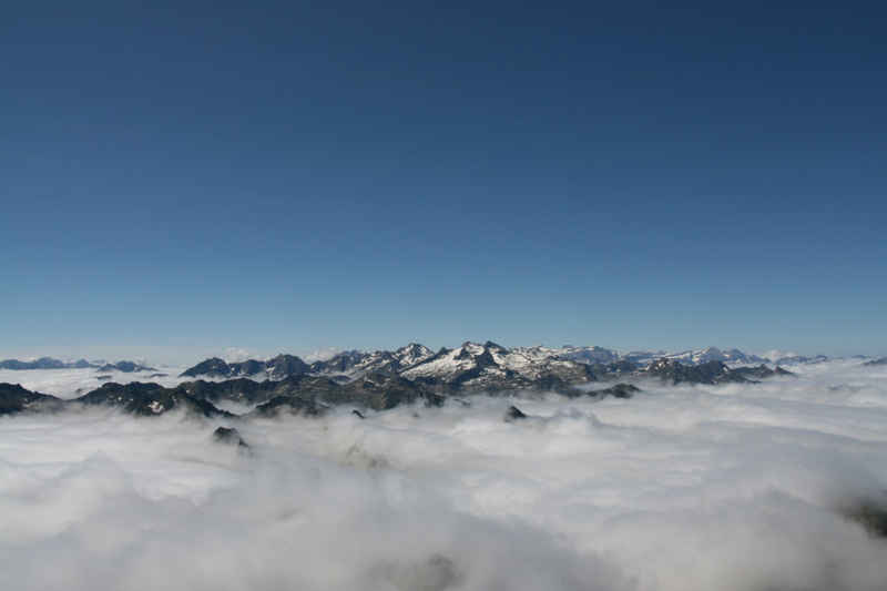 Quelle vue ! st_lary/pic_du_midi/photos/pic_du_midi_vue_01.jpg