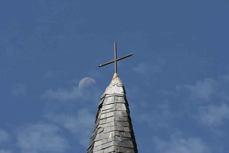 Décrocher la lune st_lary/st_lary/photos/clocher.jpg