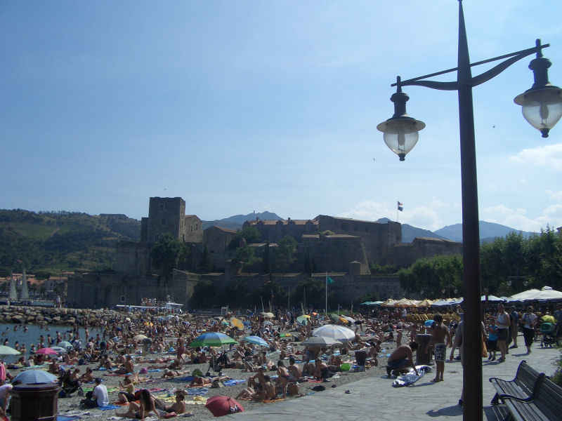 La plage devant le Château Royal stcyprien/collioure/photos/collioure_21.jpg